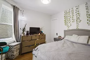 4045 W Nelson St, Chicago, IL 60641 - Photo 10