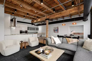 312 N May St, Chicago, IL 60607 - Photo 8