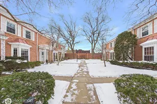 339 Greenleaf Ave, Wilmette, IL 60091 - Photo 2