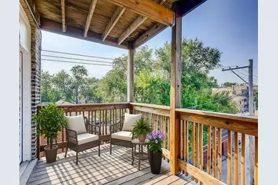 2306 W Jarvis Avenue #3, Chicago, IL 60645 - Photo 6