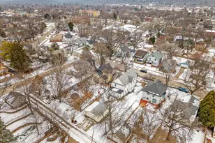 1128 Grant Ave, Rockford, IL 61103 - Photo 36