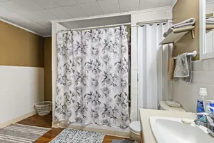 1128 Grant Ave, Rockford, IL 61103 - Photo 10