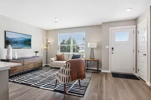 3171 Grande Trail, Yorkville, IL 60560 - Photo 2