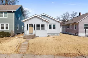 2449 21st Ave, Rock Island, IL 61201 - Photo 2