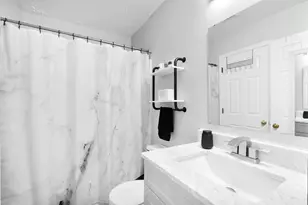 1879 Independence Ct, Gurnee, IL 60031 - Photo 12