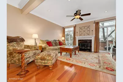 4228 W Harrington Lane, Chicago, IL 60646 - Photo 4