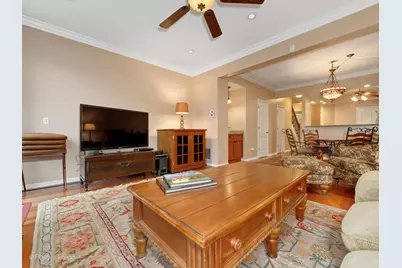 4228 W Harrington Lane, Chicago, IL 60646 - Photo 6