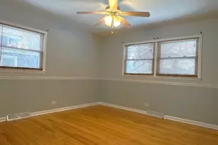 1229 Algonquin Dr, Elgin, IL 60120 - Photo 10