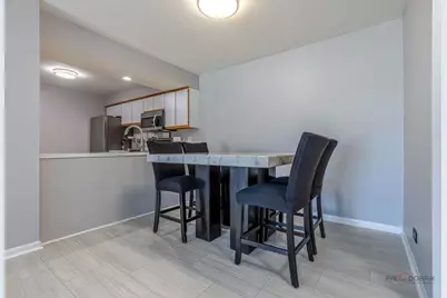 4406 Euclid Avenue #2C, Rolling Meadows, IL 60008 - Photo 8