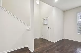 905 Times Square Dr, Aurora, IL 60504 - Photo 4