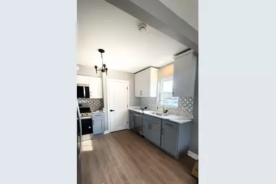 [Address not provided], Evergreen Park, IL 60805 - Photo 2