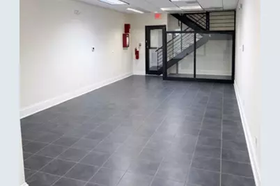 917 E Oakton Street #A, Des Plaines, IL 60018 - Photo 4