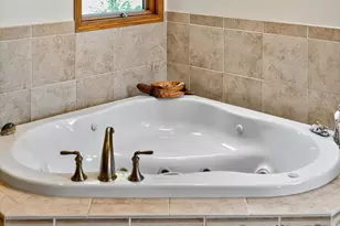 4 Bernay Ct, Cary, IL 60013 - Photo 34