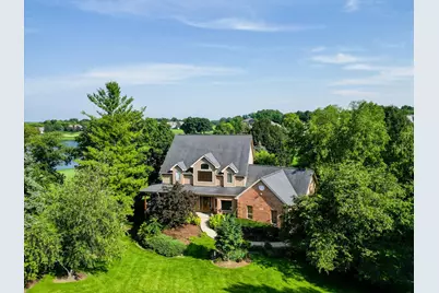 4 Bernay Court, Cary, IL 60013 - Photo 2