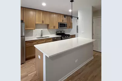 2411 N Kennicott Drive #2B, Arlington Heights, IL 60004 - Photo 4