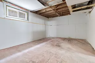 12338 S Elizabeth St, Calumet Park, IL 60827 - Photo 16