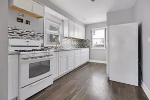 12338 S Elizabeth St, Calumet Park, IL 60827 - Photo 8