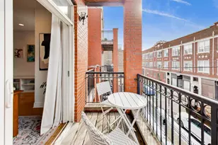 813 N Bishop St, Chicago, IL 60642 - Photo 10