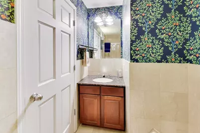 813 N Bishop Street #2, Chicago, IL 60642 - Photo 14