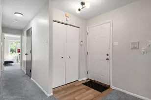 2308 N Old Hicks Rd, Palatine, IL 60074 - Photo 2