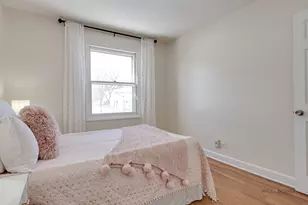 233 Winfield Ct, Vernon Hills, IL 60061 - Photo 16