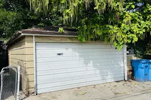 7047 S Eberhart Ave, Chicago, IL 60637 - Photo 4