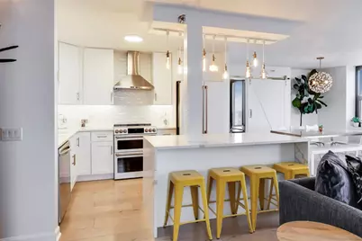 3660 N Lake Shore Drive #3401, Chicago, IL 60613 - Photo 4