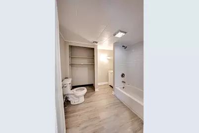 [Address not provided], Aurora, IL 60505 - Photo 6