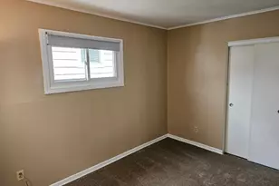 7436 W 58th St, Summit, IL 60501 - Photo 8