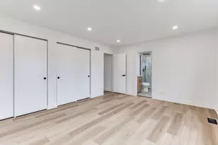 1225 Radcliffe Rd, Buffalo Grove, IL 60089 - Photo 10