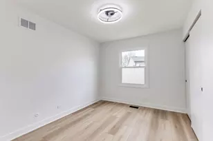 1225 Radcliffe Rd, Buffalo Grove, IL 60089 - Photo 14