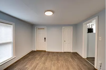 426 N Lake Street #4, Aurora, IL 60506 - Photo 4