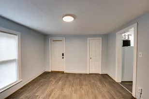 426 N Lake St, Aurora, IL 60506 - Photo 4