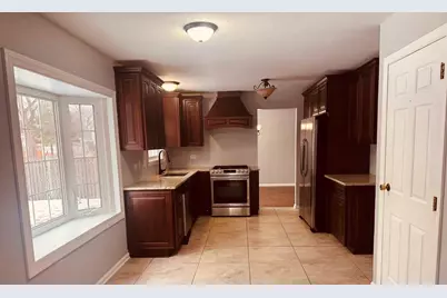 30W011 Kensington Drive, Warrenville, IL 60555 - Photo 4