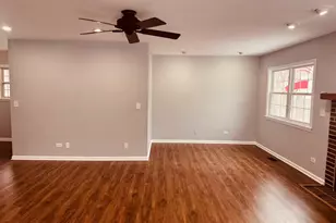 30W011 Kensington Dr, Warrenville, IL 60555 - Photo 6