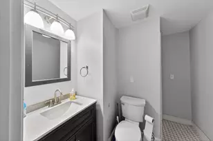 303 Lionel Rd, Riverside, IL 60546 - Photo 22