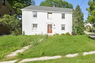 216 Robert Ave, Rockford, IL 61107 - Photo 1