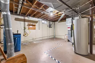 2035 Stornway Dr, Rockford, IL 61107 - Photo 18