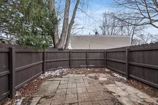 [Address not provided], Carpentersville, IL 60110 - Photo 20