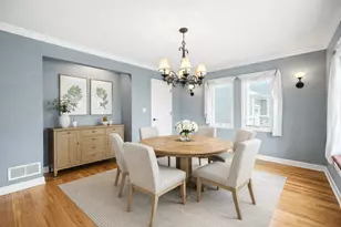 0S340 Forest St, Winfield, IL 60190 - Photo 12