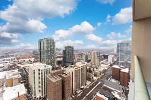 111 W Maple St, Chicago, IL 60610 - Photo 22