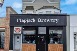 6833 Stanley Ave, Berwyn, IL 60402 - Photo 1