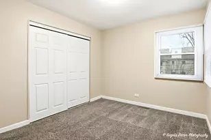 1313 Cherokee Dr, Round Lake Beach, IL 60073 - Photo 10