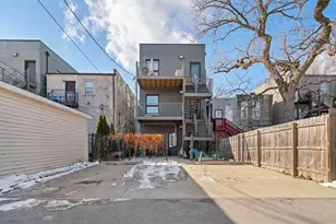 4337 S Berkeley Ave, Chicago, IL 60653 - Photo 28