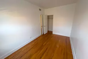 115 E 60th St, Chicago, IL 60637 - Photo 8