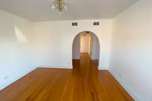 115 E 60th St, Chicago, IL 60637 - Photo 6