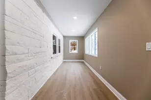 3321 E Red Oak Ln, Crete, IL 60417 - Photo 4