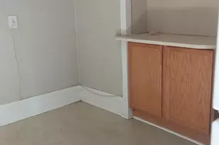 [Address not provided], Waukegan, IL 60085 - Photo 4