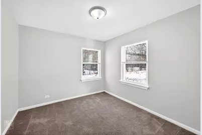 1045 S Columbine Avenue, Lombard, IL 60148 - Photo 10