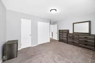 1045 S Columbine Ave, Lombard, IL 60148 - Photo 12